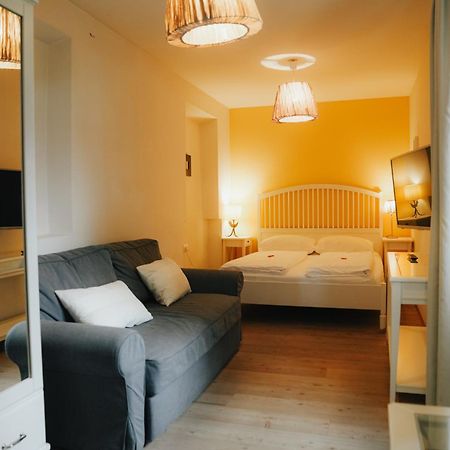 Residence Traube Bressanone Bagian luar foto