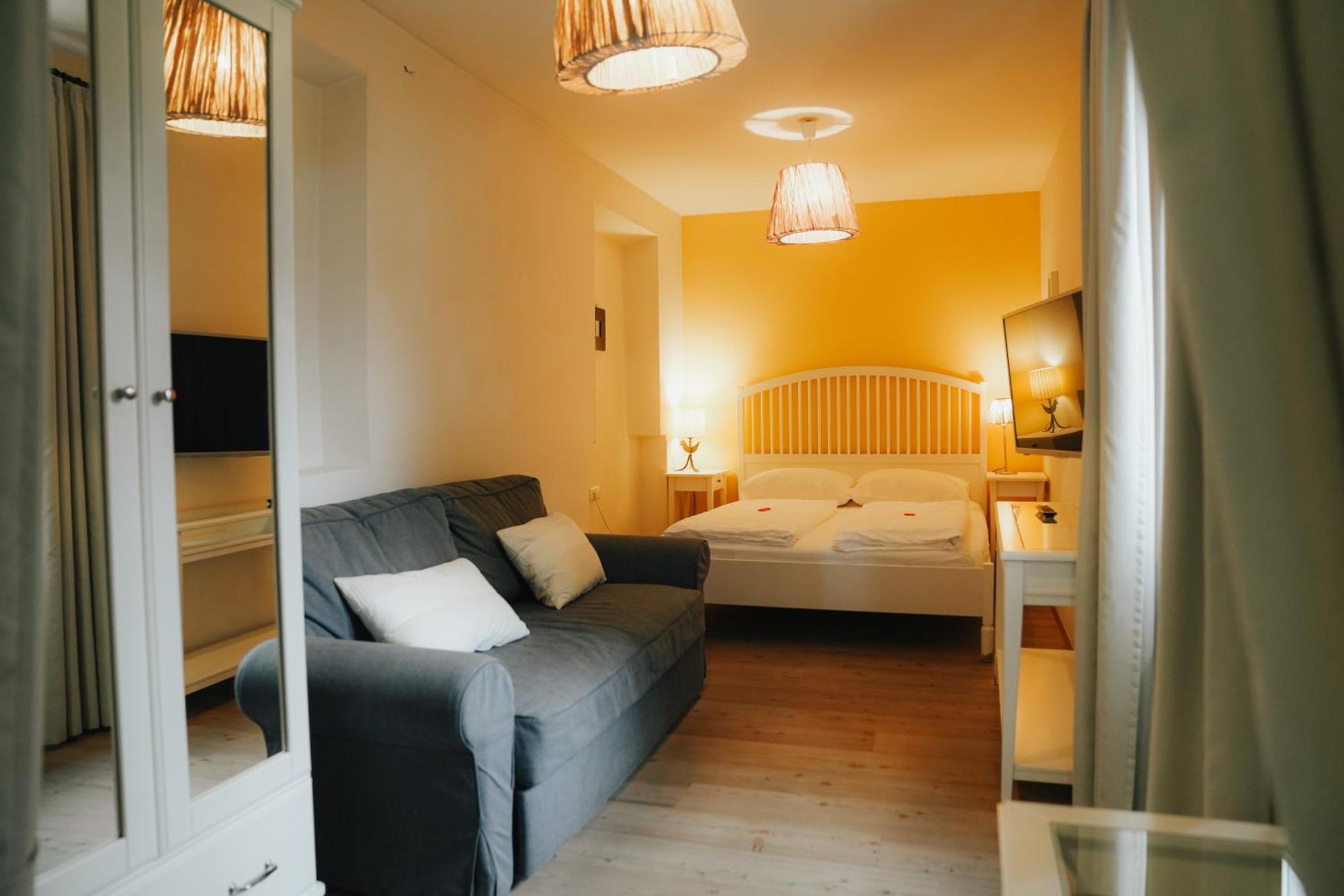 Residence Traube Bressanone Bagian luar foto